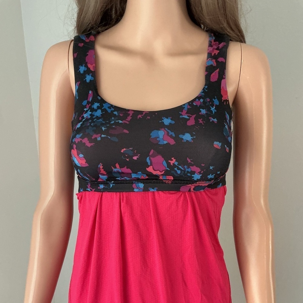 Lululemon Athletica Red and Black Patterned Tank Sz 4 - Picture 6 of 12